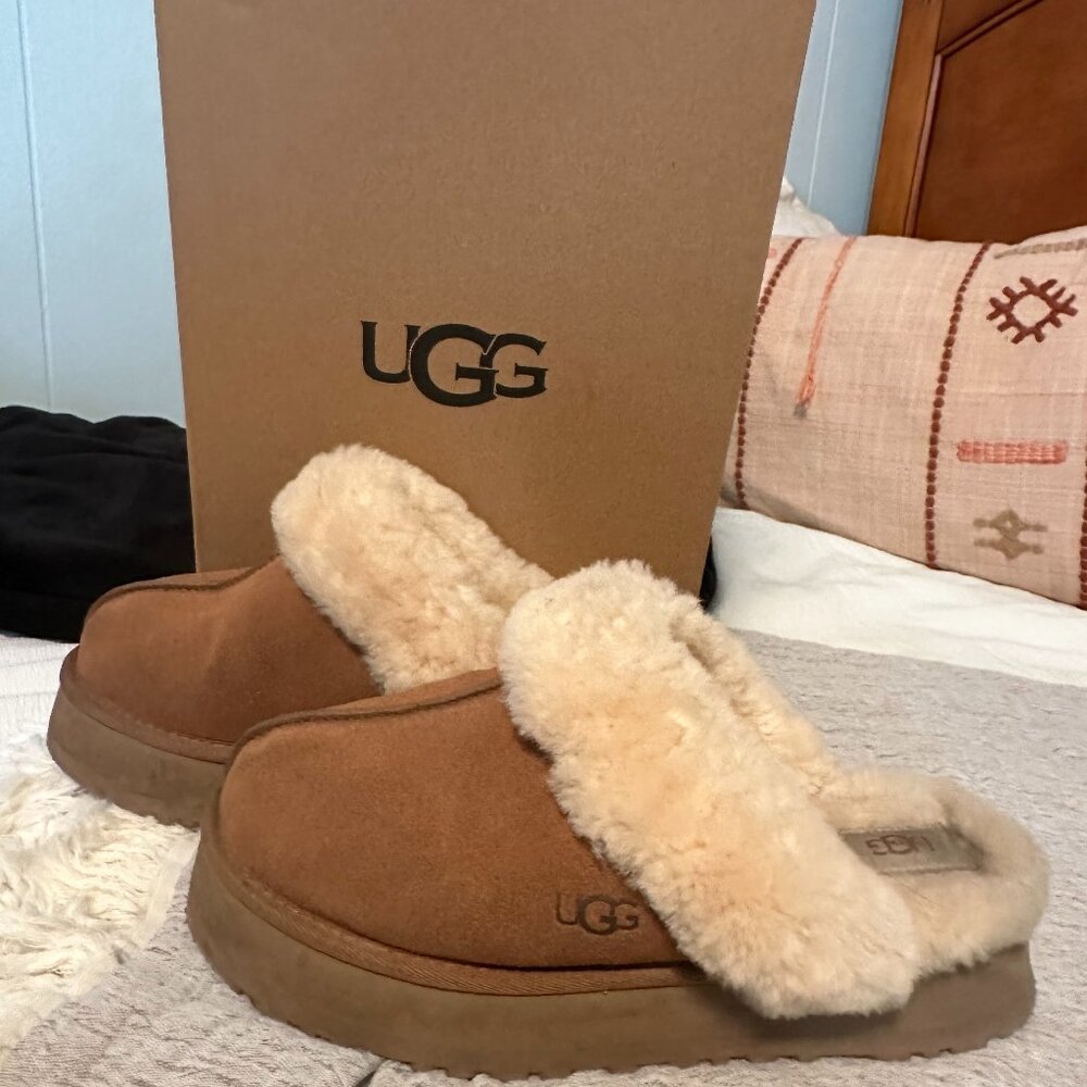 Ugh Women's Disquette Slipper Size 9 Chestnut